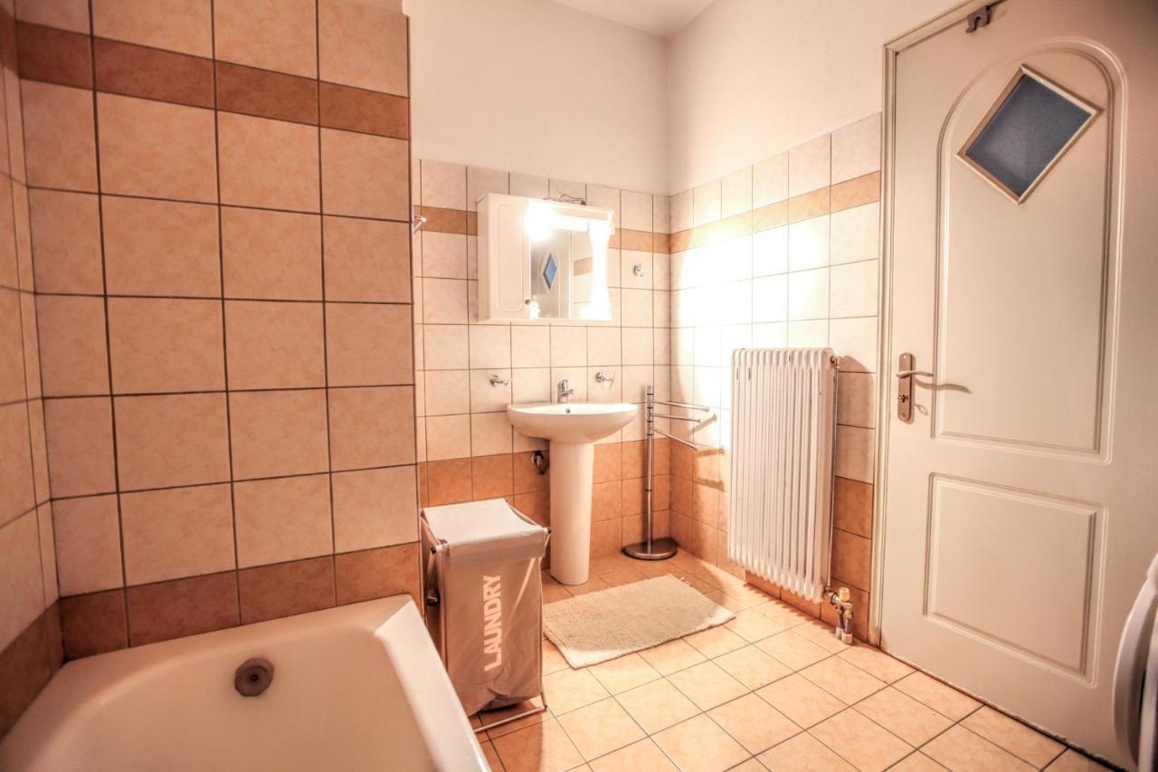 קאלאבאקה Grand Meteora Central Luxury Apartment מראה חיצוני תמונה